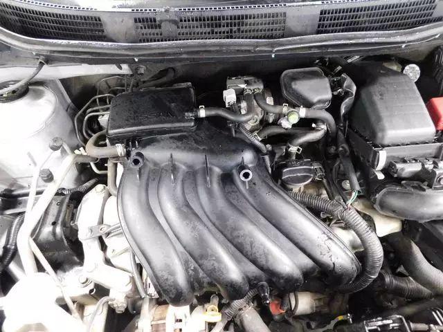 2013 Nissan Versa 1.6 SV