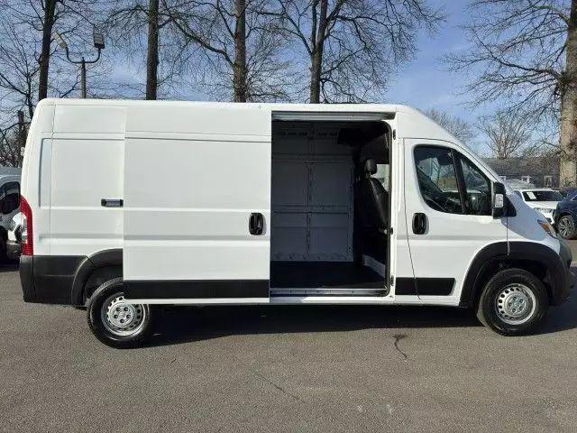 2025 Ram ProMaster 2500 Cargo Van Tradesman High Roof 159" WB w/Pass Seat