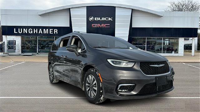 Used 2021 Chrysler Pacifica Hybrid For Sale in Waterford Twp, MI