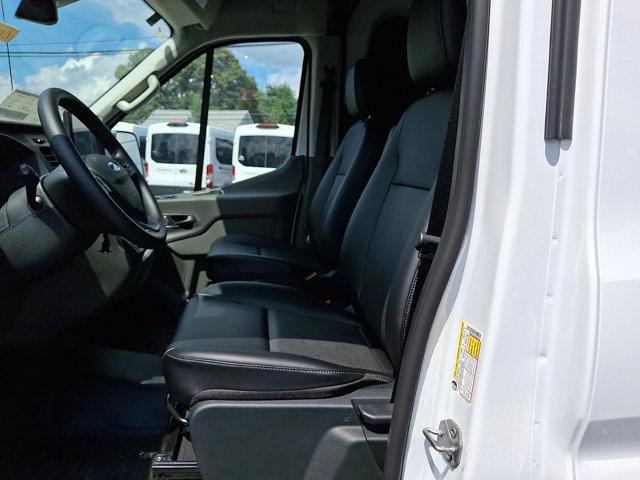 2025 Ford Transit Cargo Van T-250 148 Med Rf 9070 GVWR RWD