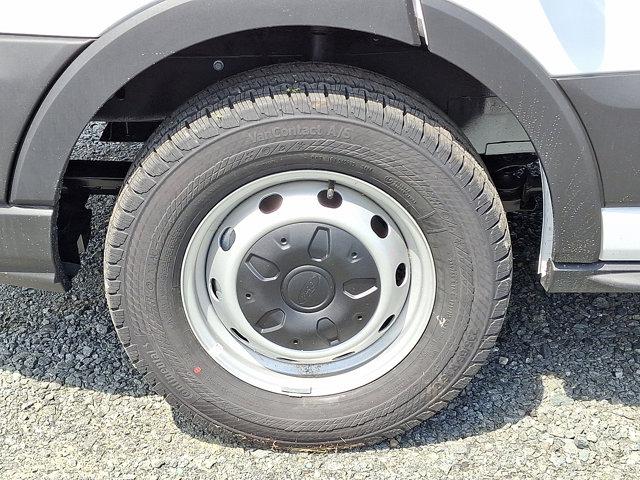 2025 Ford Transit Cargo Van T-250 148 Med Rf 9070 GVWR RWD
