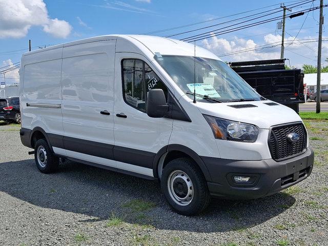 2025 Ford Transit Cargo Van T-250 148 Med Rf 9070 GVWR RWD