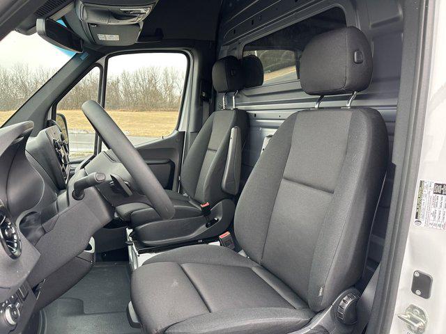 2024 Mercedes-Benz Sprinter 2500 Standard Roof 4-Cyl Diesel