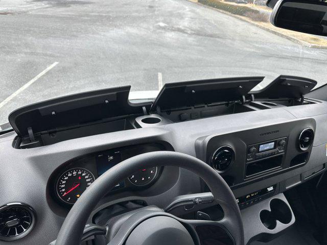 2024 Mercedes-Benz Sprinter 2500 Standard Roof 4-Cyl Diesel