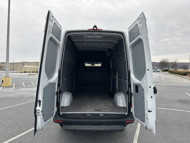 2024 Mercedes-Benz Sprinter 2500 Standard Roof 4-Cyl Diesel