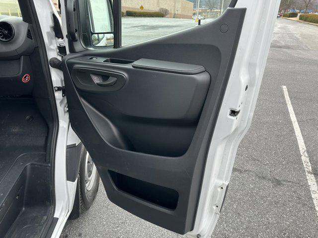 2024 Mercedes-Benz Sprinter 2500 Standard Roof 4-Cyl Diesel