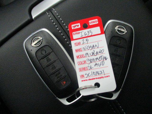 2025 Nissan Murano SL