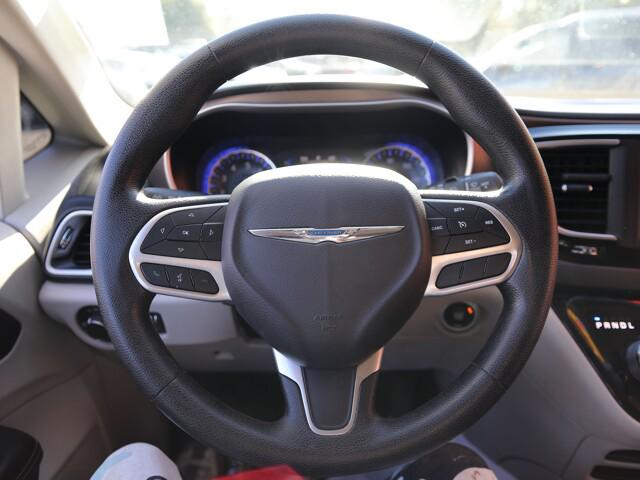 2020 Chrysler Voyager LXI