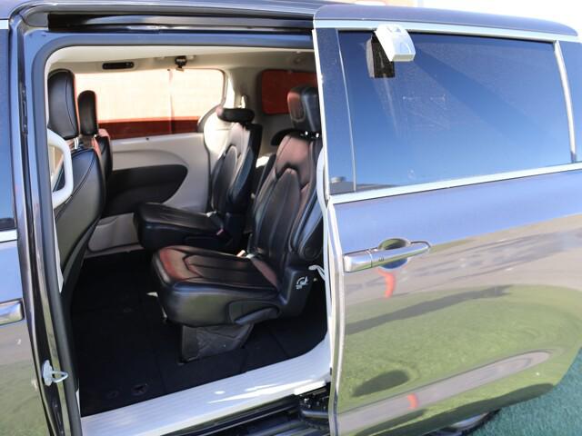 2020 Chrysler Voyager LXI