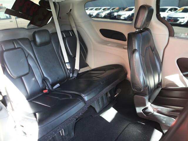 2020 Chrysler Voyager LXI