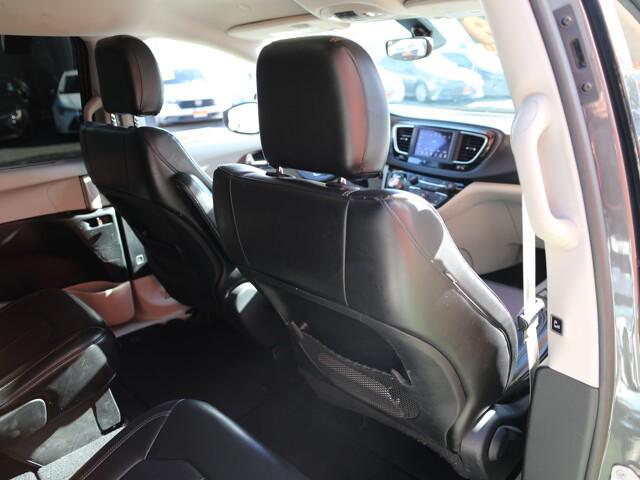 2020 Chrysler Voyager LXI