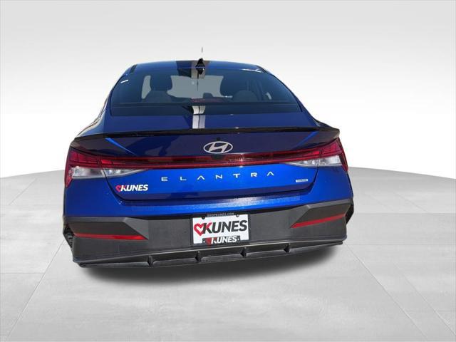 2025 Hyundai Elantra Hybrid SEL Sport
