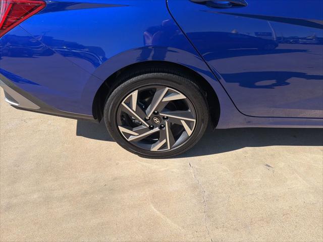2025 Hyundai Elantra Hybrid SEL Sport