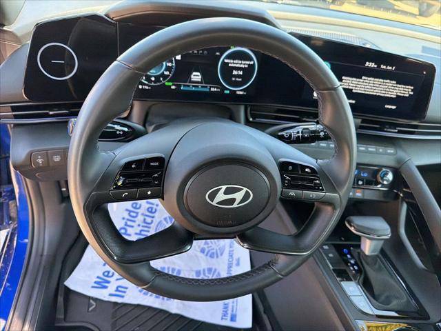 2025 Hyundai Elantra Hybrid SEL Sport