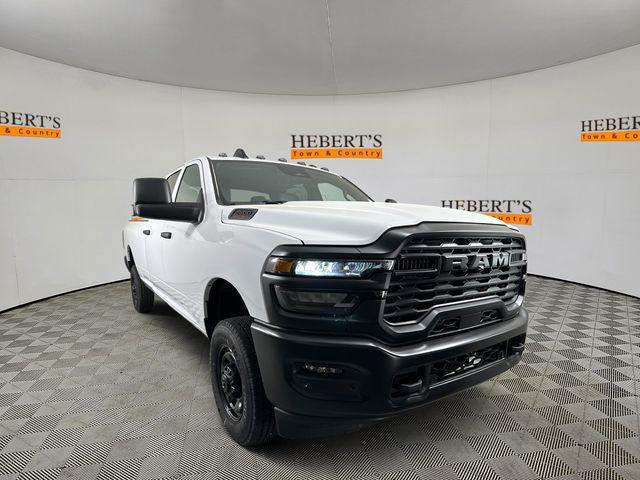 2025 RAM Ram 2500 RAM 2500 TRADESMAN CREW CAB 4X4 8 BOX