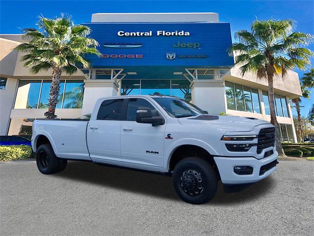 2025 RAM Ram 3500 RAM 3500 LIMITED CREW CAB 4X4 8 BOX