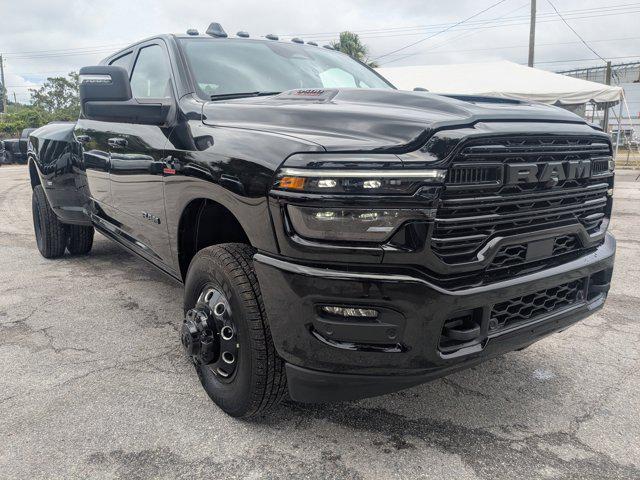2025 RAM Ram 3500 RAM 3500 LARAMIE MEGA CAB 4X4 64 BOX
