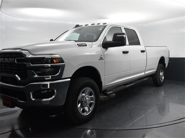 2025 RAM Ram 2500 RAM 2500 TRADESMAN CREW CAB 4X4 8 BOX