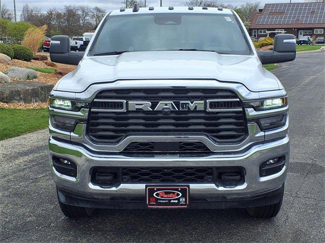 2025 RAM Ram 2500 RAM 2500 TRADESMAN CREW CAB 4X4 8 BOX