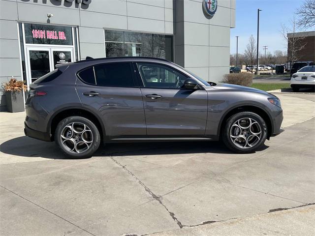 2025 Alfa Romeo Stelvio STELVIO AWD