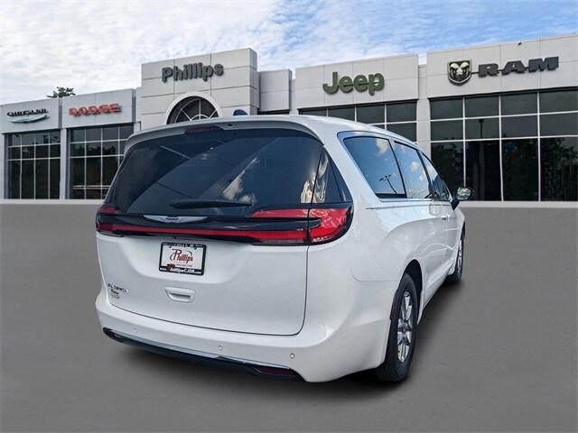 2025 Chrysler Pacifica PACIFICA SELECT