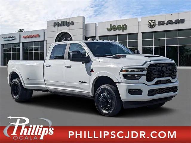 2025 RAM Ram 3500 RAM 3500 LIMITED CREW CAB 4X4 8 BOX