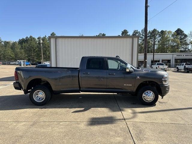 2025 RAM Ram 3500 RAM 3500 LARAMIE CREW CAB 4X4 8 BOX