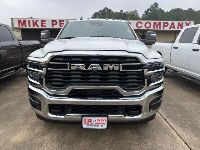 2025 RAM Ram 2500 RAM 2500 TRADESMAN CREW CAB 4X4 64 BOX