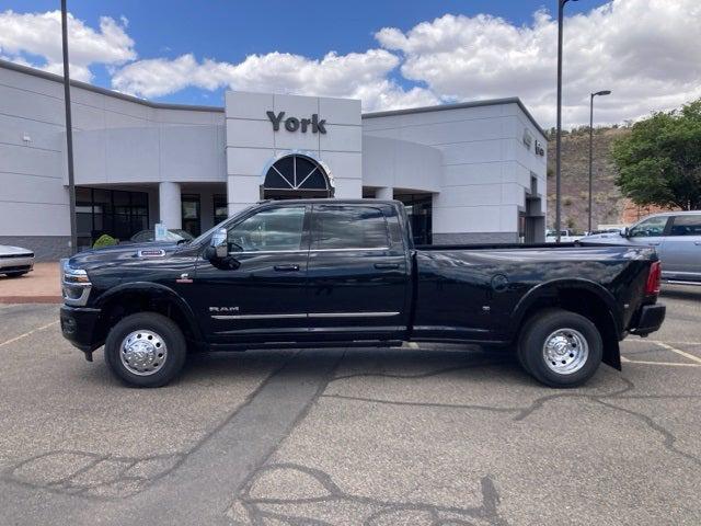 2025 RAM Ram 3500 RAM 3500 LIMITED CREW CAB 4X4 8 BOX