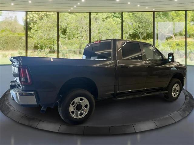 2025 RAM Ram 2500 RAM 2500 TRADESMAN CREW CAB 4X4 64 BOX
