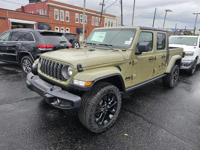 2025 Jeep Gladiator GLADIATOR NIGHTHAWK 4X4