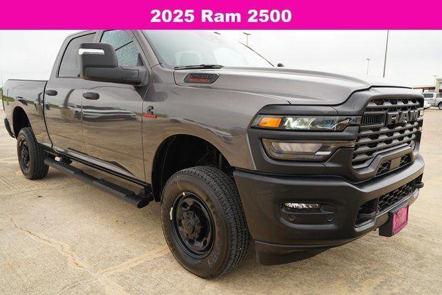 2025 RAM Ram 2500 RAM 2500 TRADESMAN CREW CAB 4X4 64 BOX