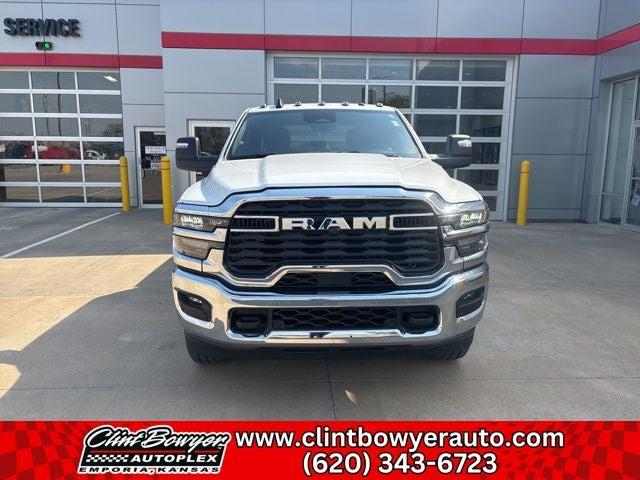 2025 RAM 2500 RAM 2500 BIG HORN CREW CAB 4X4 64 BOX 2025 RAM 2500 RAM 2500 BIG HORN CREW CAB 4X4 64 BOX