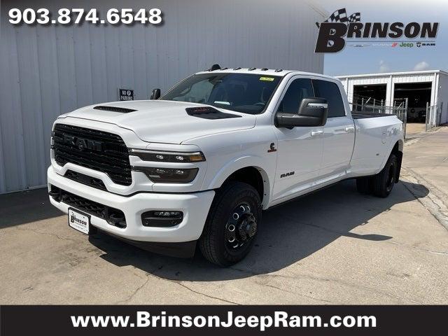 2025 RAM Ram 3500 RAM 3500 LIMITED CREW CAB 4X2 8 BOX