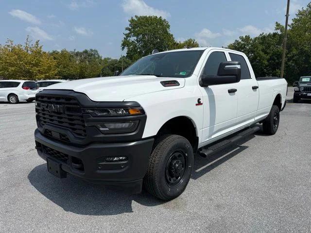 2025 RAM Ram 2500 RAM 2500 TRADESMAN CREW CAB 4X4 8 BOX