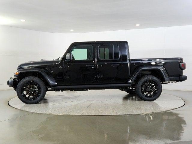2025 Jeep Gladiator GLADIATOR NIGHTHAWK 4X4