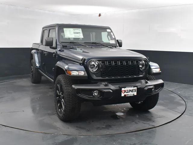 2025 Jeep Gladiator GLADIATOR NIGHTHAWK 4X4