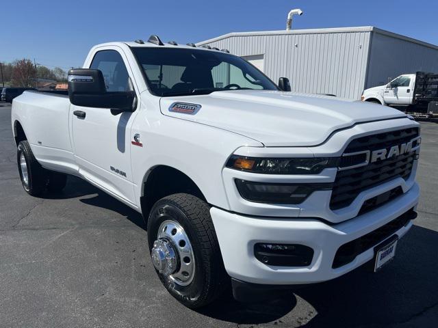 2025 RAM Ram 3500 RAM 3500 BIG HORN REGULAR CAB 4X4 8 BOX