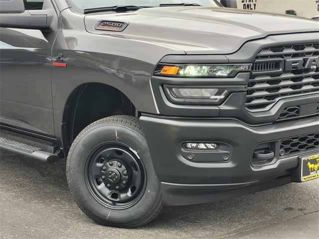 2025 RAM Ram 2500 RAM 2500 TRADESMAN CREW CAB 4X4 64 BOX