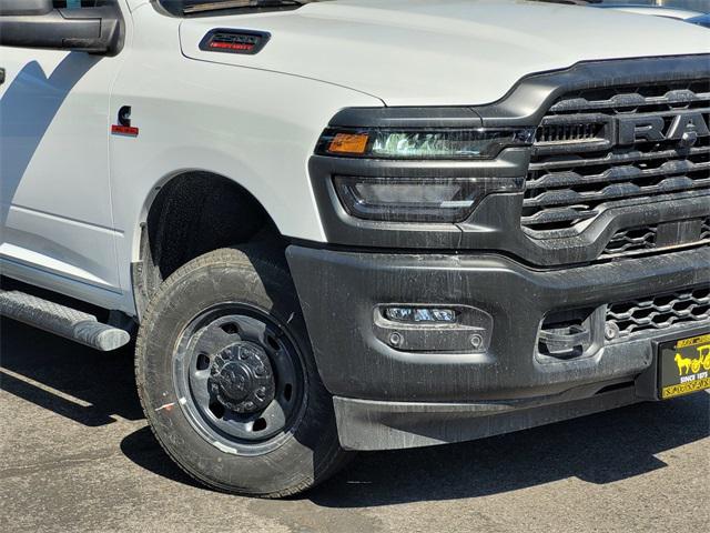 2025 RAM Ram 2500 RAM 2500 TRADESMAN CREW CAB 4X4 64 BOX