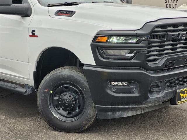 2025 RAM Ram 2500 RAM 2500 TRADESMAN CREW CAB 4X4 64 BOX