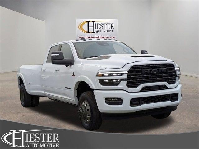 2025 RAM Ram 3500 RAM 3500 LIMITED CREW CAB 4X4 8 BOX