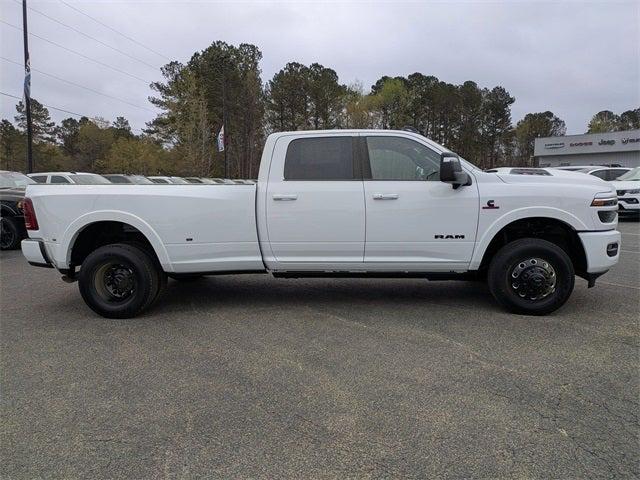 2025 RAM Ram 3500 RAM 3500 LIMITED CREW CAB 4X4 8 BOX