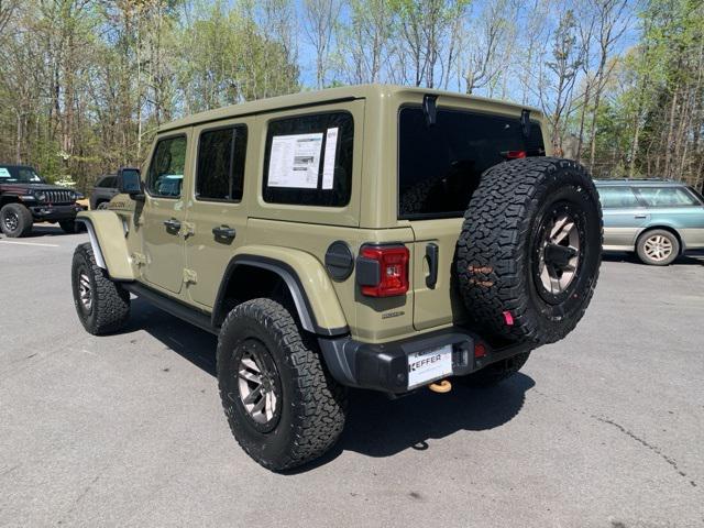 2025 Jeep Wrangler WRANGLER 4-DOOR RUBICON 392