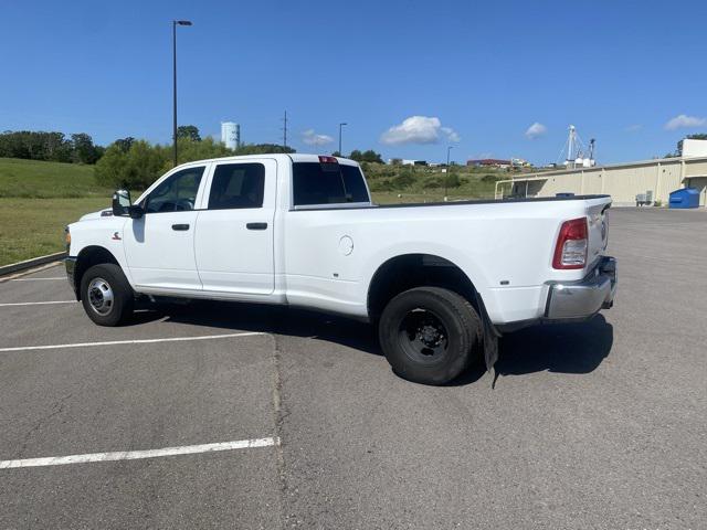 2024 RAM 3500 Tradesman Crew Cab 4x4 8 Box