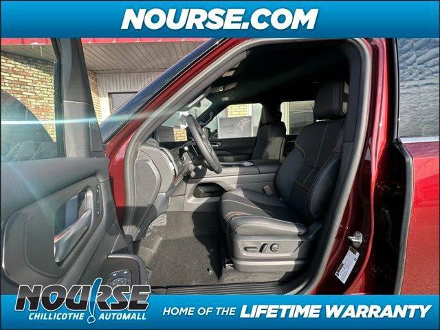 2025 Nissan Armada SL 4WD