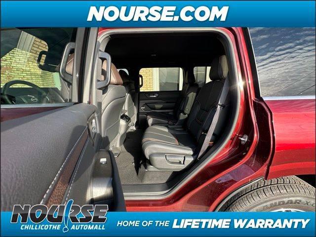 2025 Nissan Armada SL 4WD