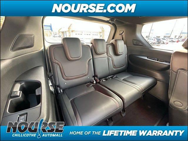 2025 Nissan Armada SL 4WD