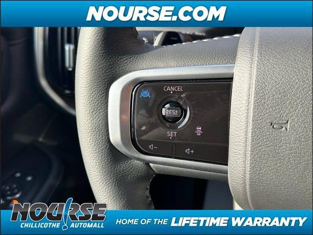 2025 Nissan Armada SL 4WD