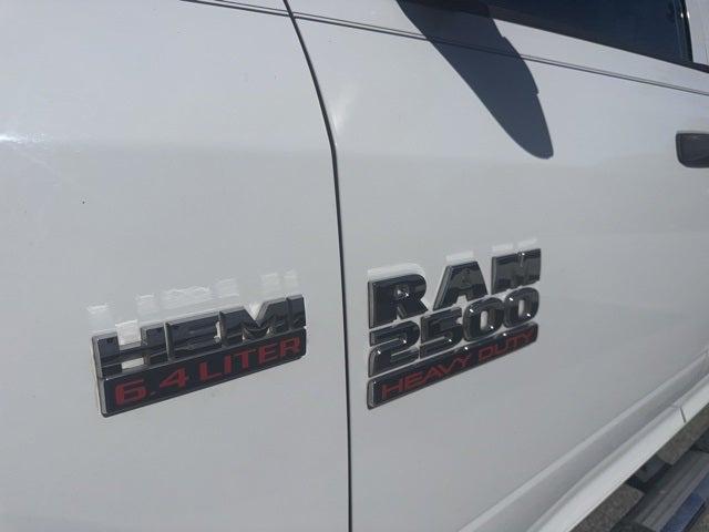 2018 RAM 2500 Tradesman Crew Cab 4x2 64 Box 2018 RAM 2500 Tradesman Crew Cab 4x2 64 Box